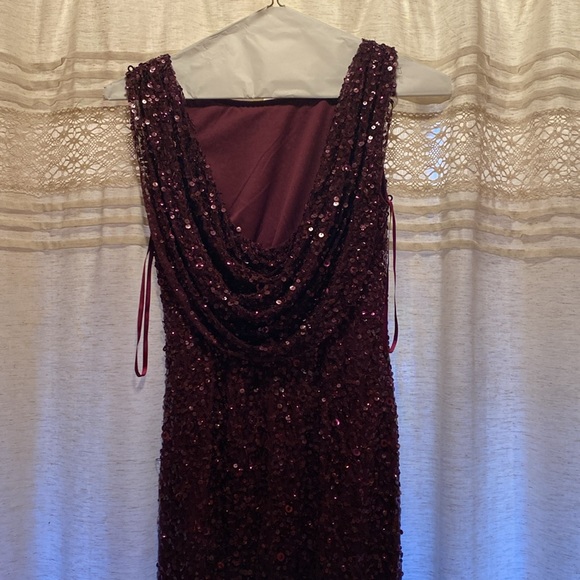 LIKE NEW! Adrianna Papell long sequin gown - Picture 4 of 5